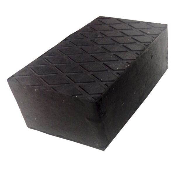 Poduszka gumowa - gruba 7cm - podnośnika płytowego AT 2 (guma)