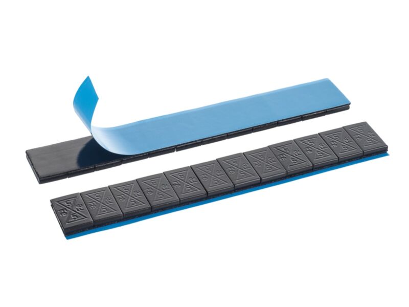 Ciężarek klejony czarny kwadrat 5g stalowy pasek INVENTO op/20